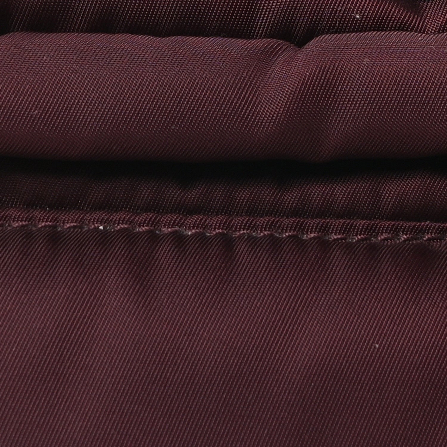 Tessuto Nylon Bomber Tote Bordeaux