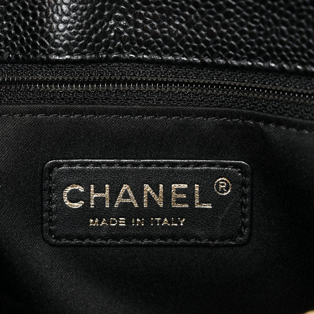 Caviar Quilted Grand Shopping Tote GST Black