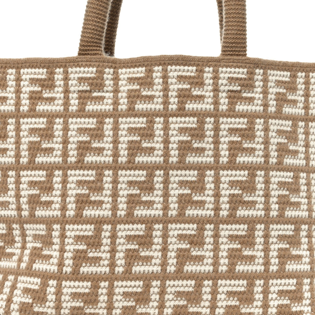 Cashmere Knit FF Large Shopper Tote Cammello