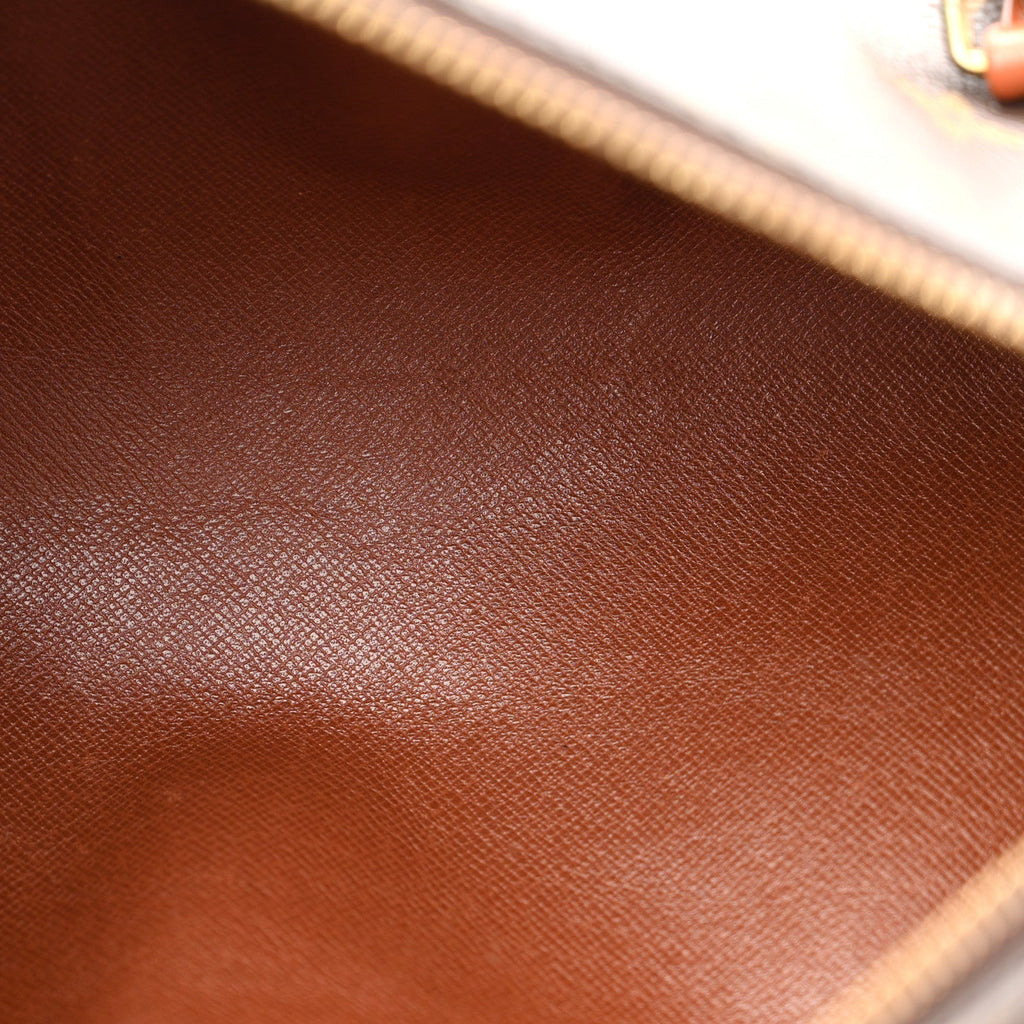 Monogram Papillon 26