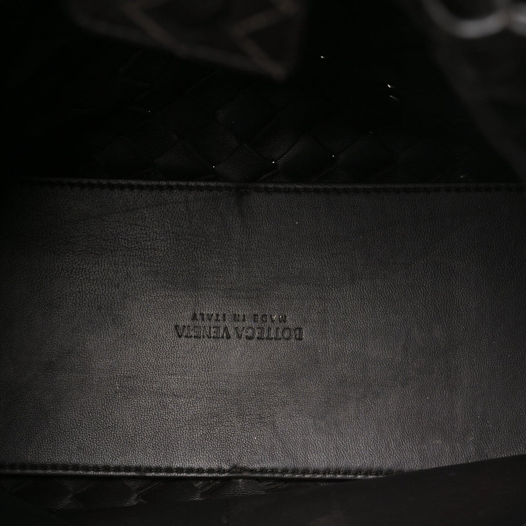 Nappa Intrecciato Medium Andiamo Shoulder Bag Fondant
