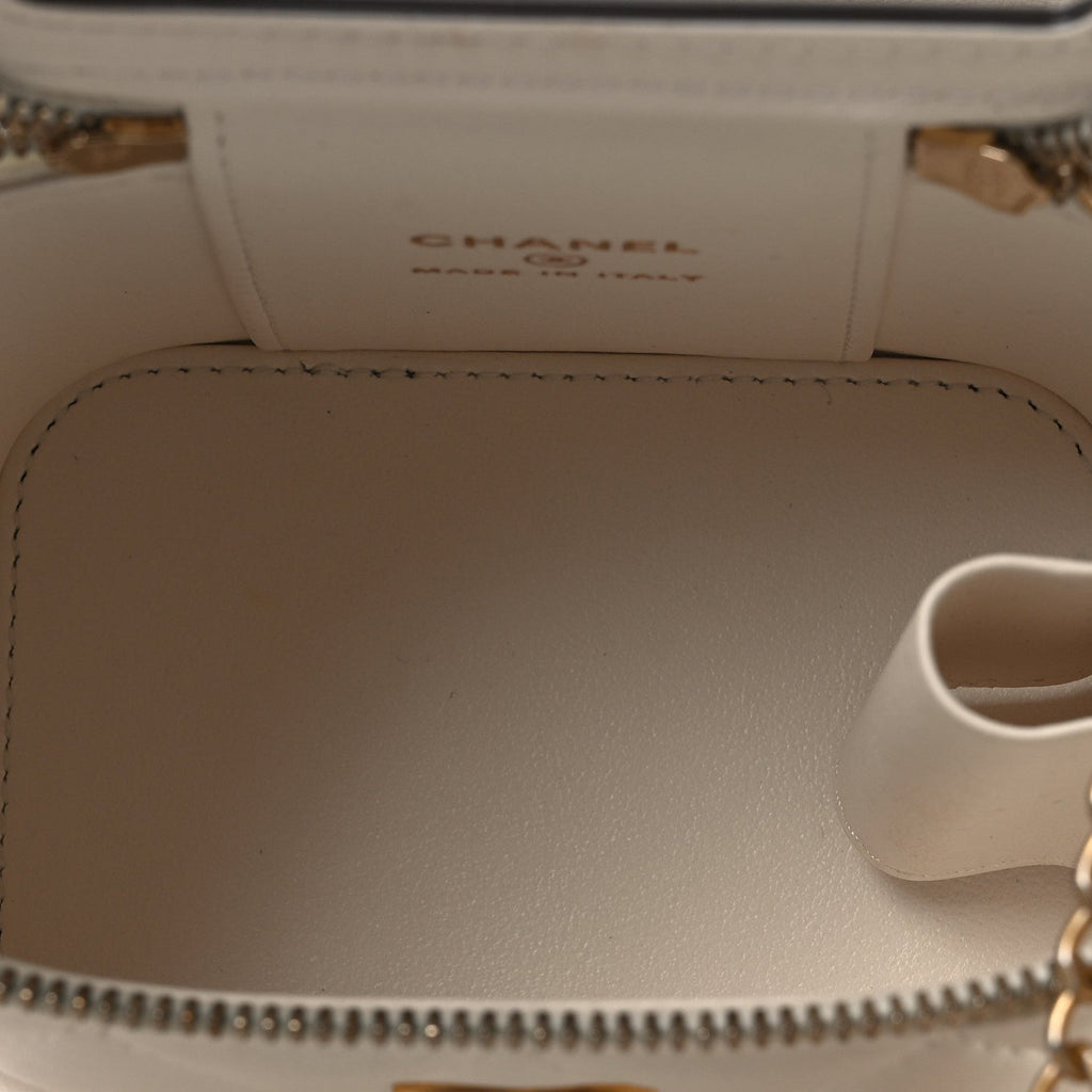 Lambskin Quilted Mini Vanity Case With Chain White
