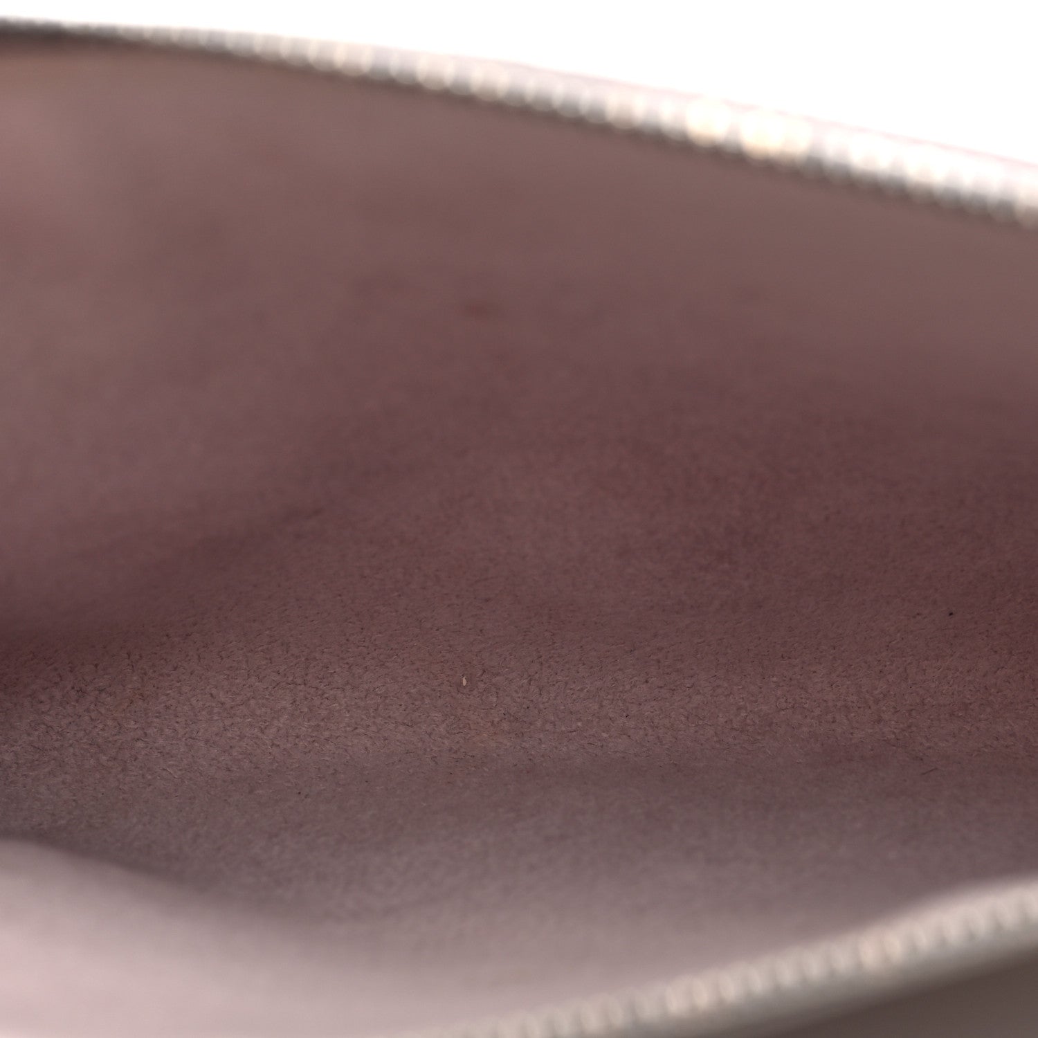 Epi Pochette Accessories 24 Lilac