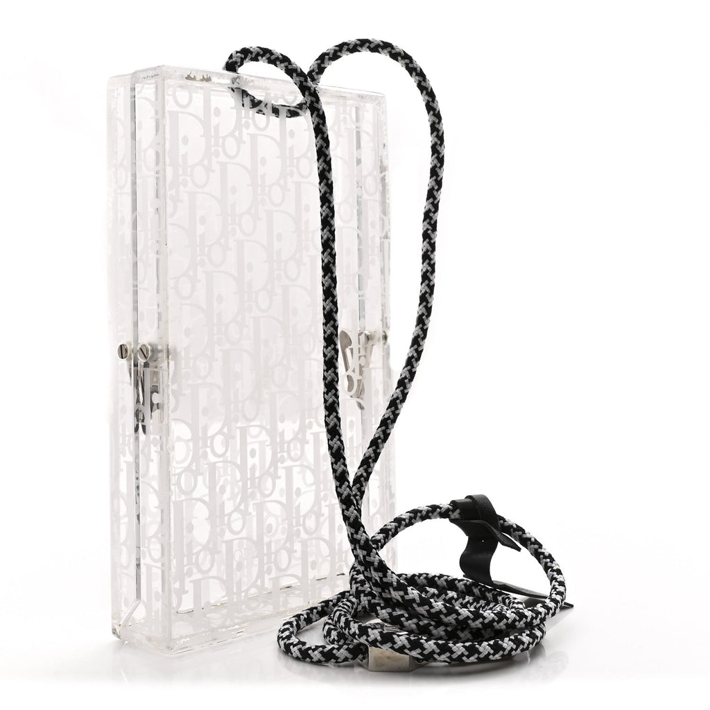 Plexiglass Vertical Pouch Translucent