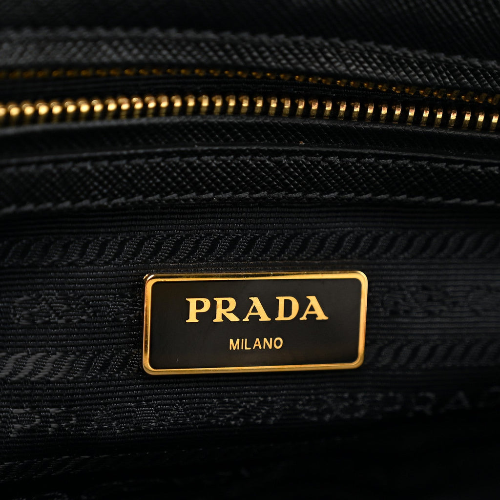Saffiano Small Galleria Double Zip Tote Black
