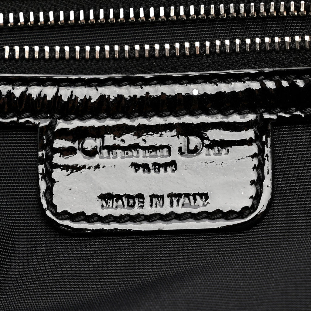 Patent Cannage New Lock Flap Black