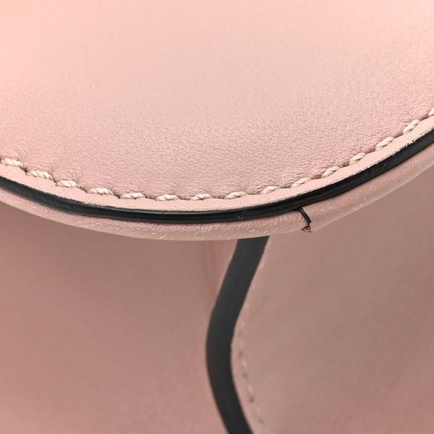 Vitello Medium Glam Lock Rockstud Flap Poudre