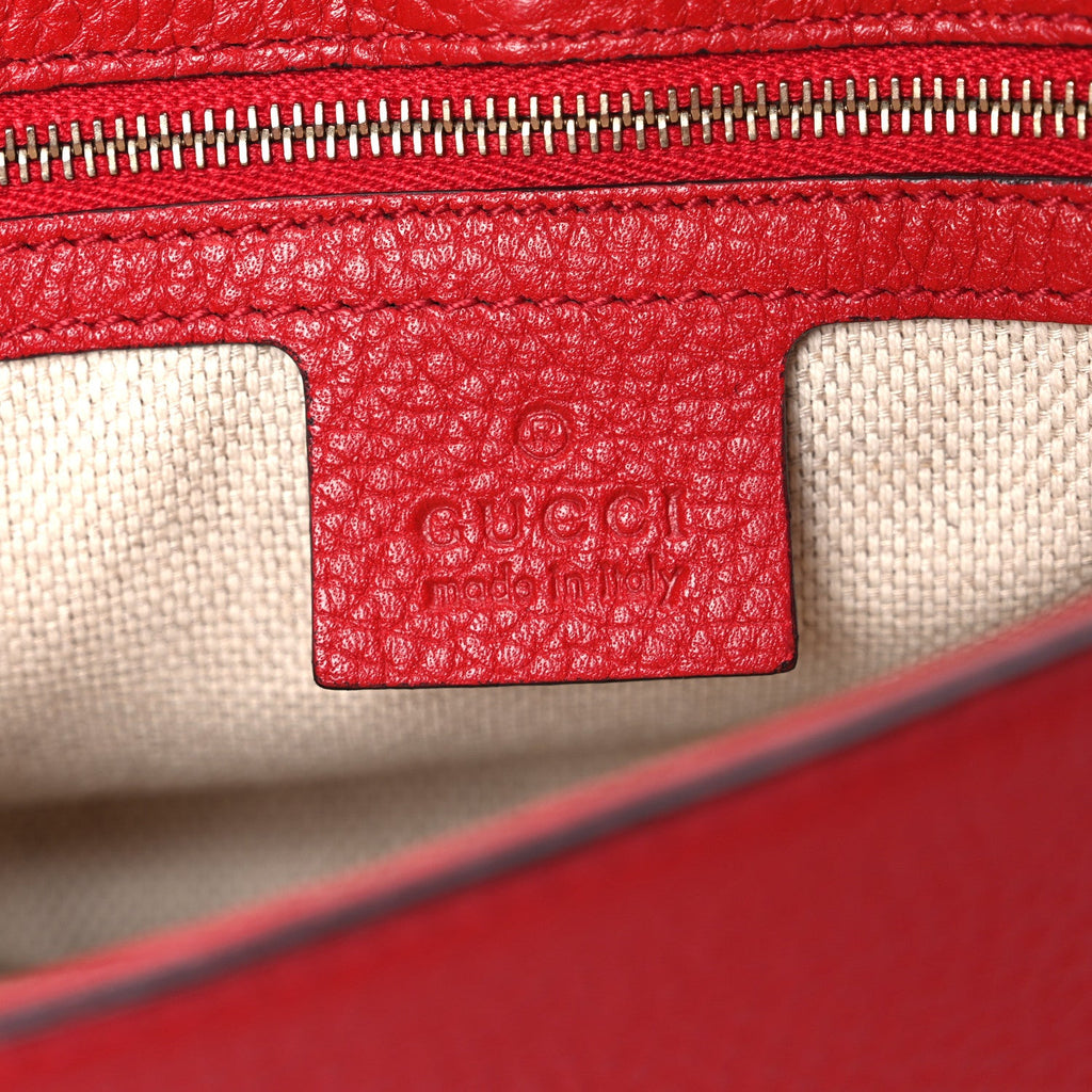 Pebbled Calfskin Medium Soho Flap Crossbody Vibrant Red