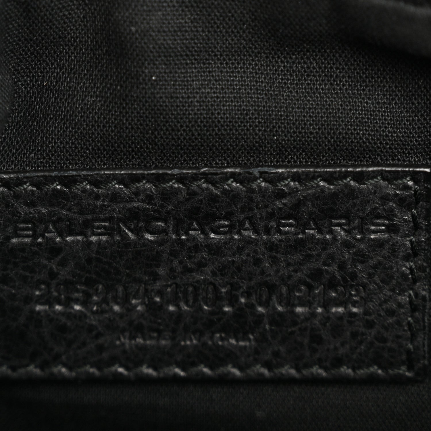 Agneau Arena Classic Hardware Grip Wallet Black