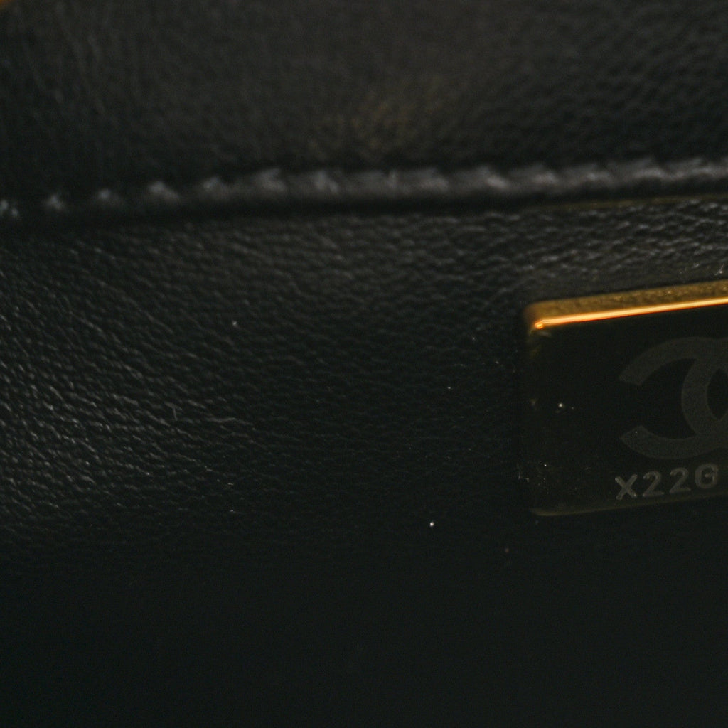 Lambskin Quilted Chaine Lettre Small Bucket Bag Black