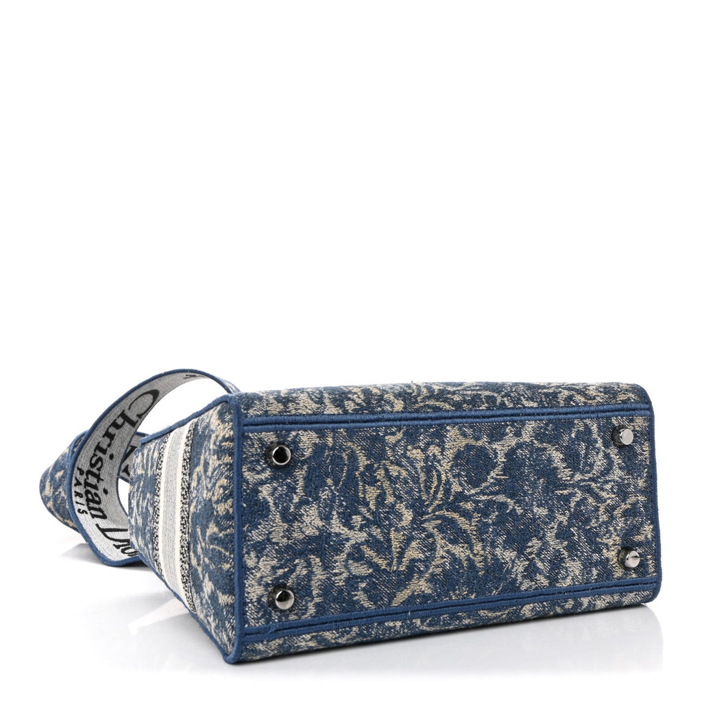 Canvas Embroidered Brocart Medium Lady D-Lite Blue