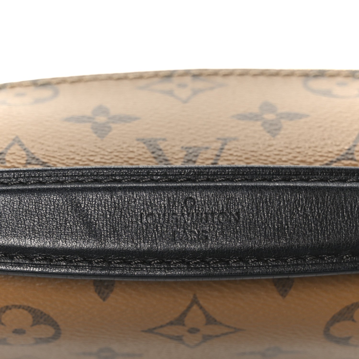 Reverse Monogram Pochette Metis