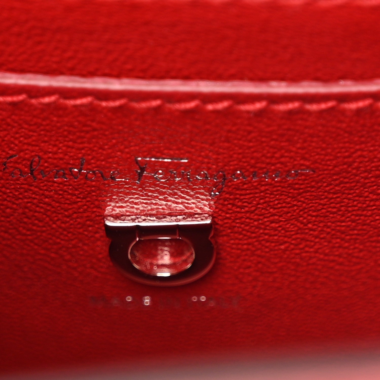 Glitter Patent Mini Boxyz Red