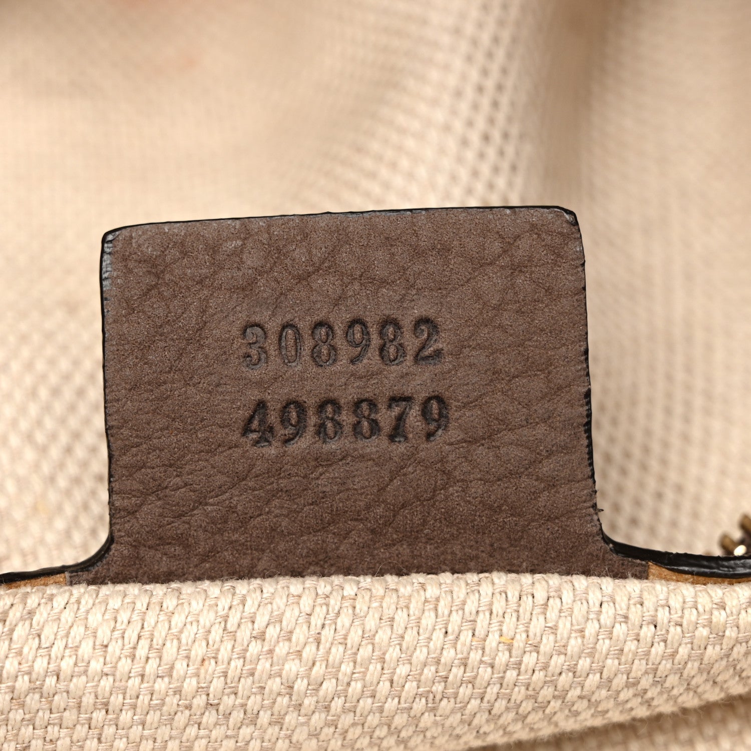 Vitello Range Medium Soho Chain Shoulder Bag Grey Field