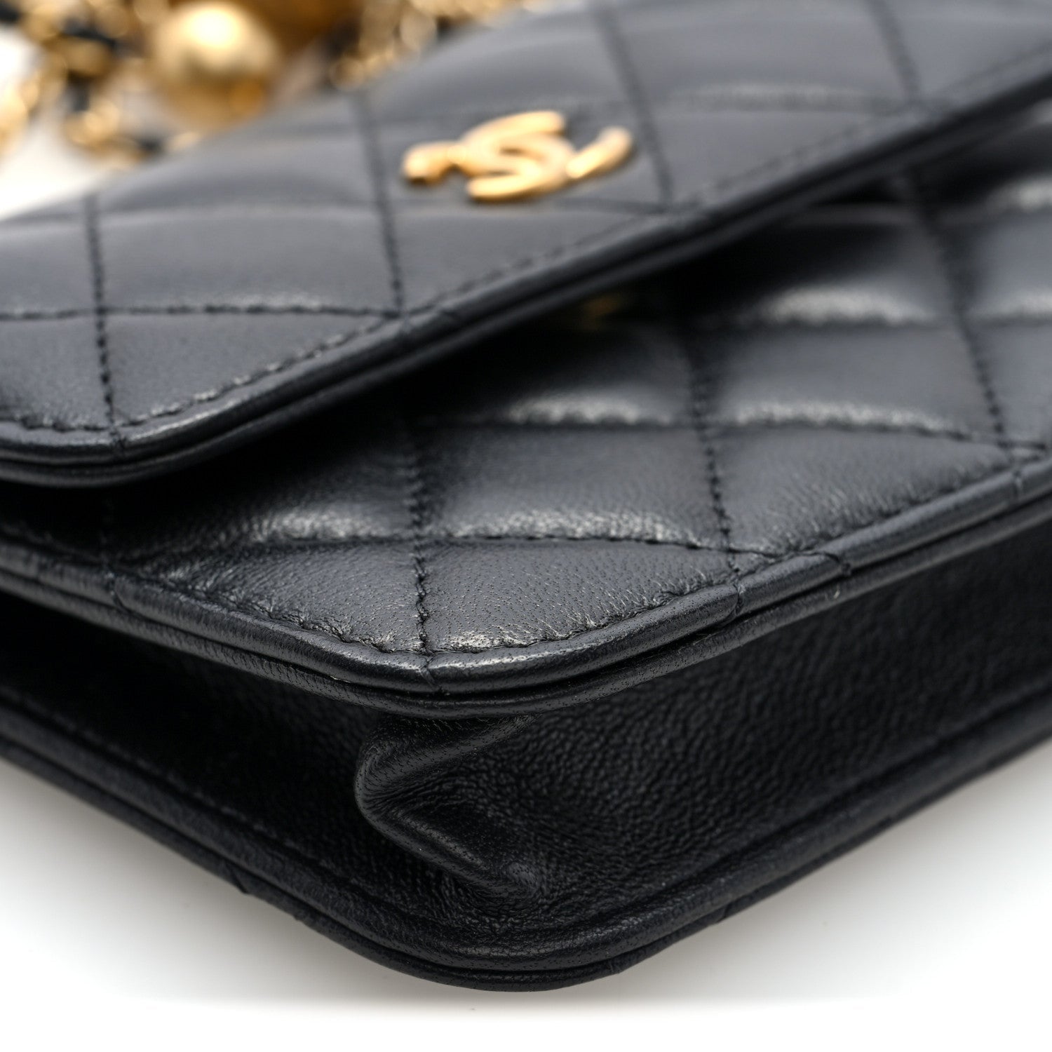 Lambskin Quilted Pearl Crush Flap With Chain Black