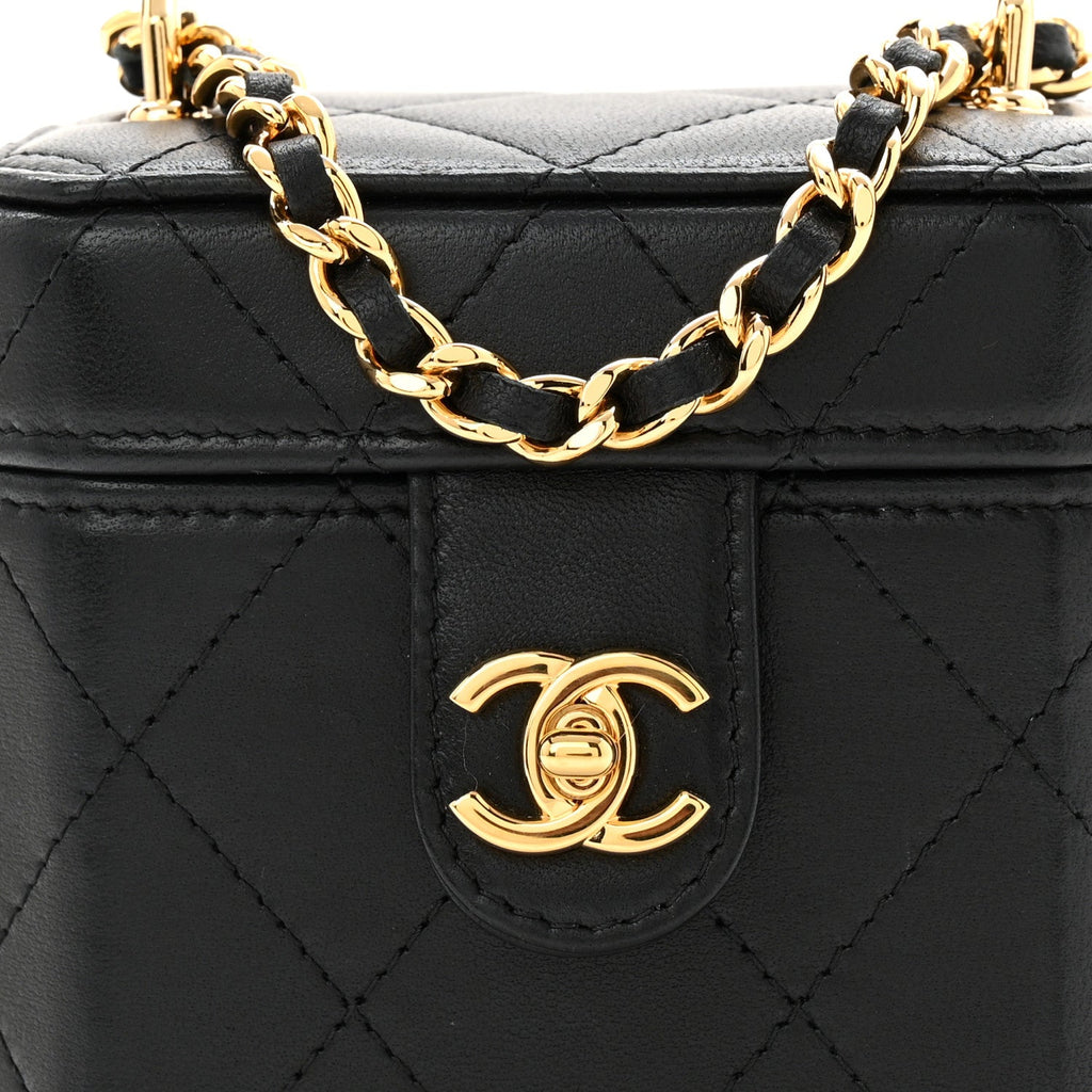 Lambskin Quilted Vanity Clutch With Chain  Black