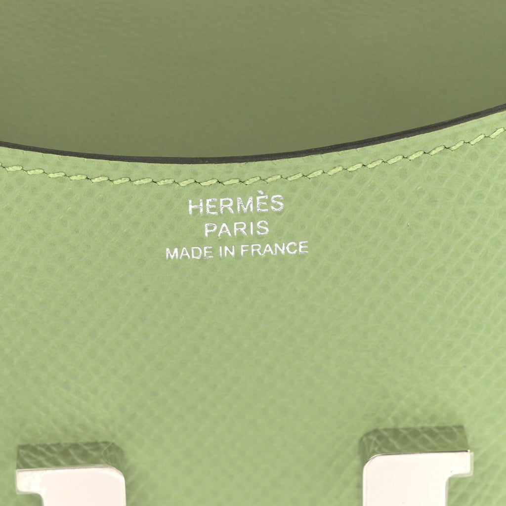 Epsom Constance Slim Wallet Vert Criquet