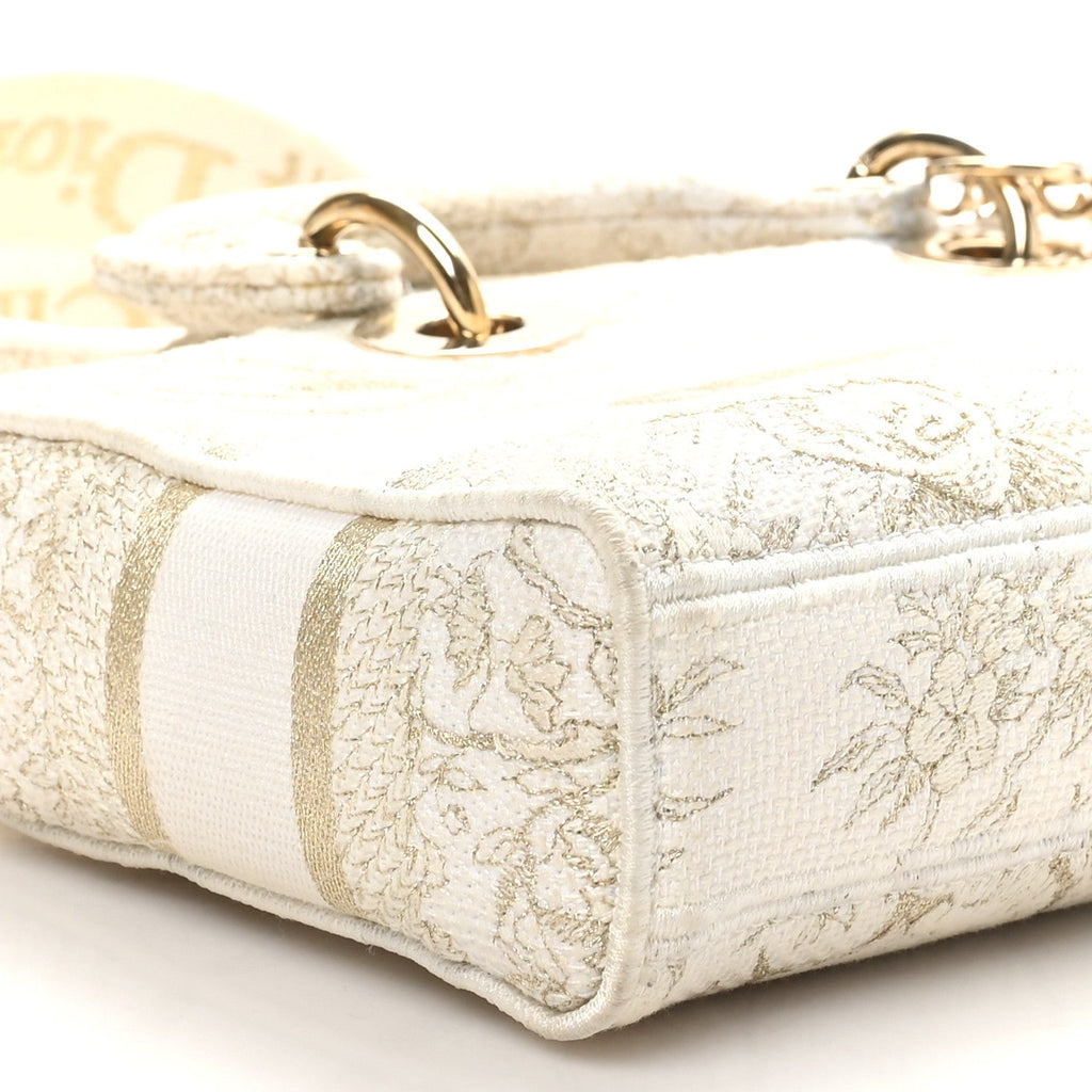 Canvas Embroidered Medium Jardin D'Hiver Lady D-Joy White Gold