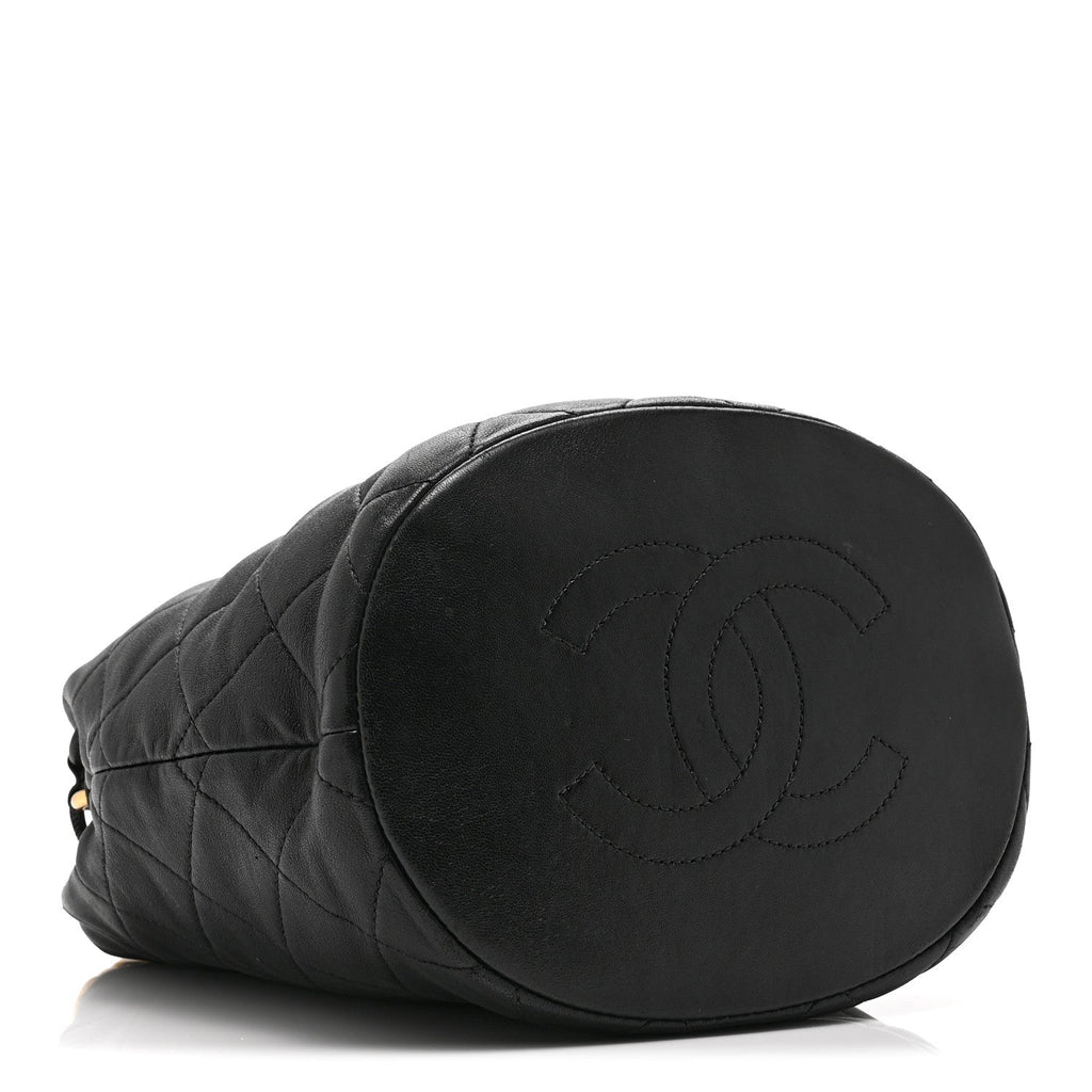 Shiny Lambskin Quilted Small Chain Is More Drawstring Bag Black