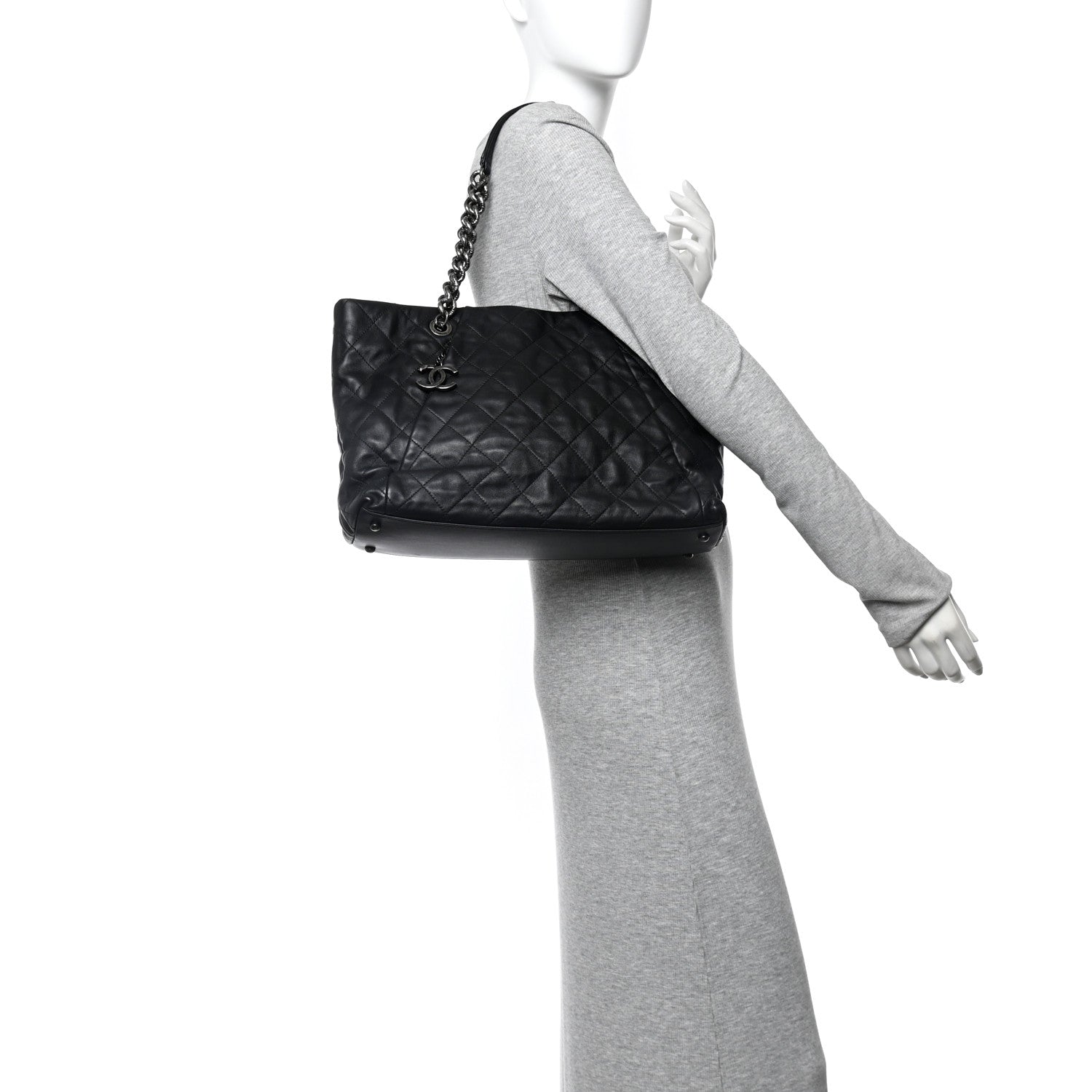 Calfskin Quilted Large Coco Pleats Tote Black