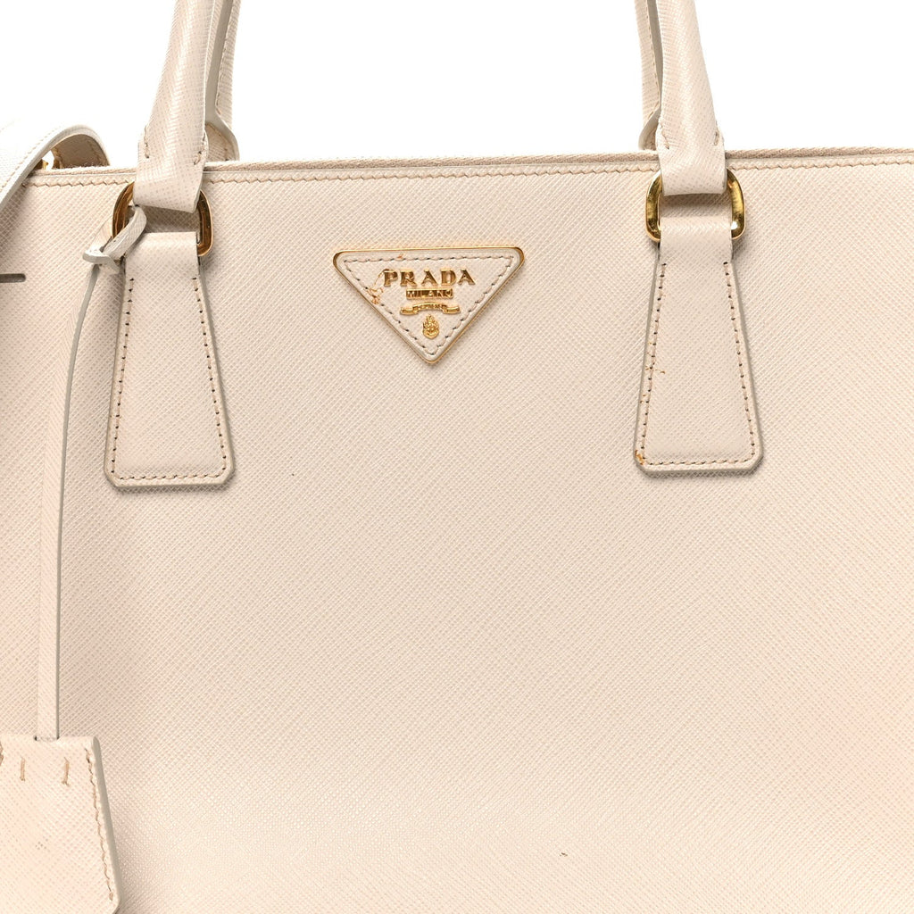 Saffiano Lux Medium Galleria Double Zip Tote Talco