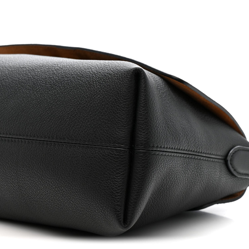 Grained Calfskin Low Key Messenger Black
