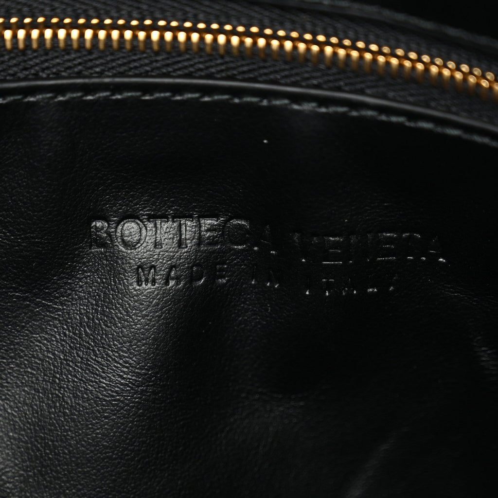 Calfskin Intrecciato Small Hop Black