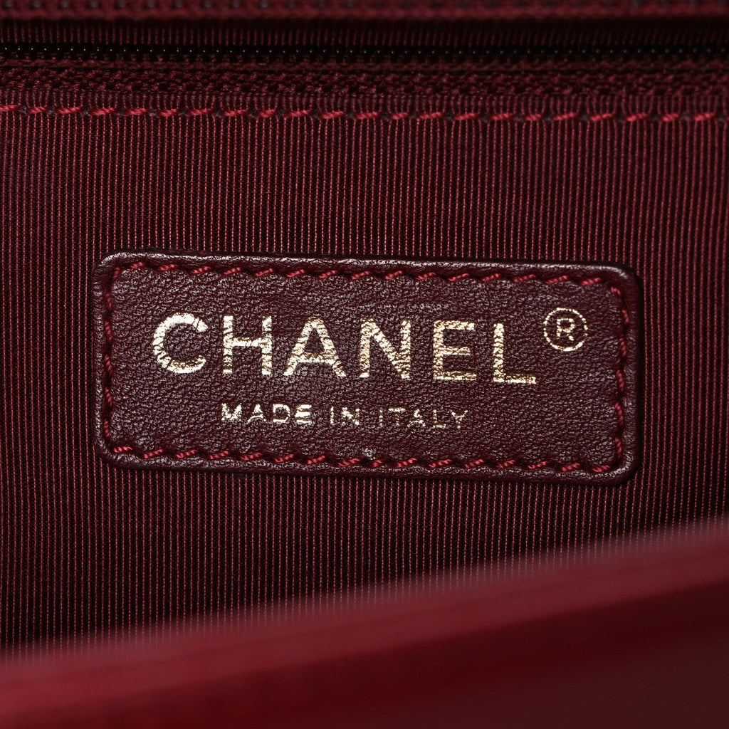 Lambskin Quilted New Medium Boy Flap Red