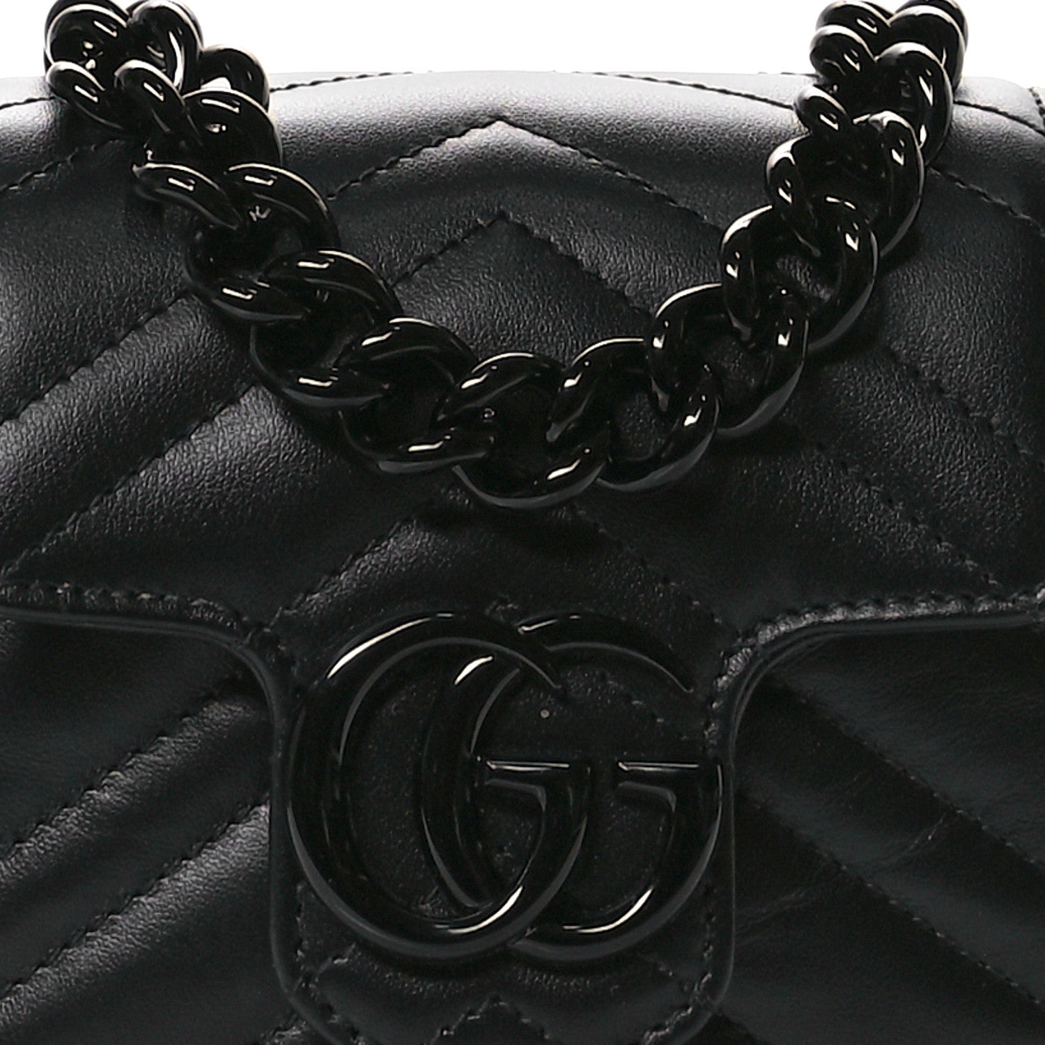Calfskin Matelasse Monochrome GG Marmont Chain Mini Belt Bag Black