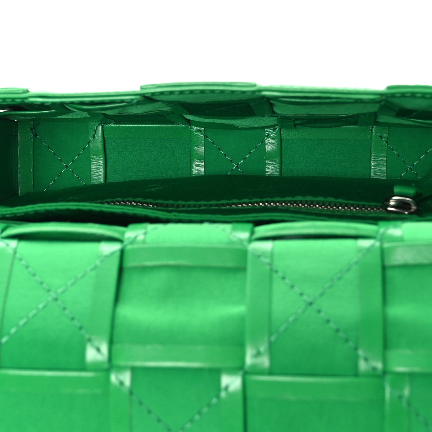 Paper Calfskin Maxi Intrecciato Small Cassette Crossbody Bag Grass