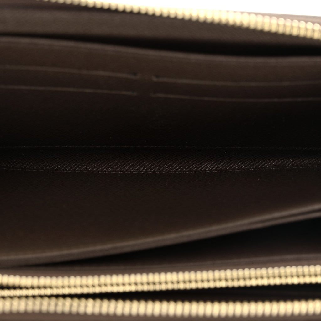 Damier Ebene Zippy Wallet