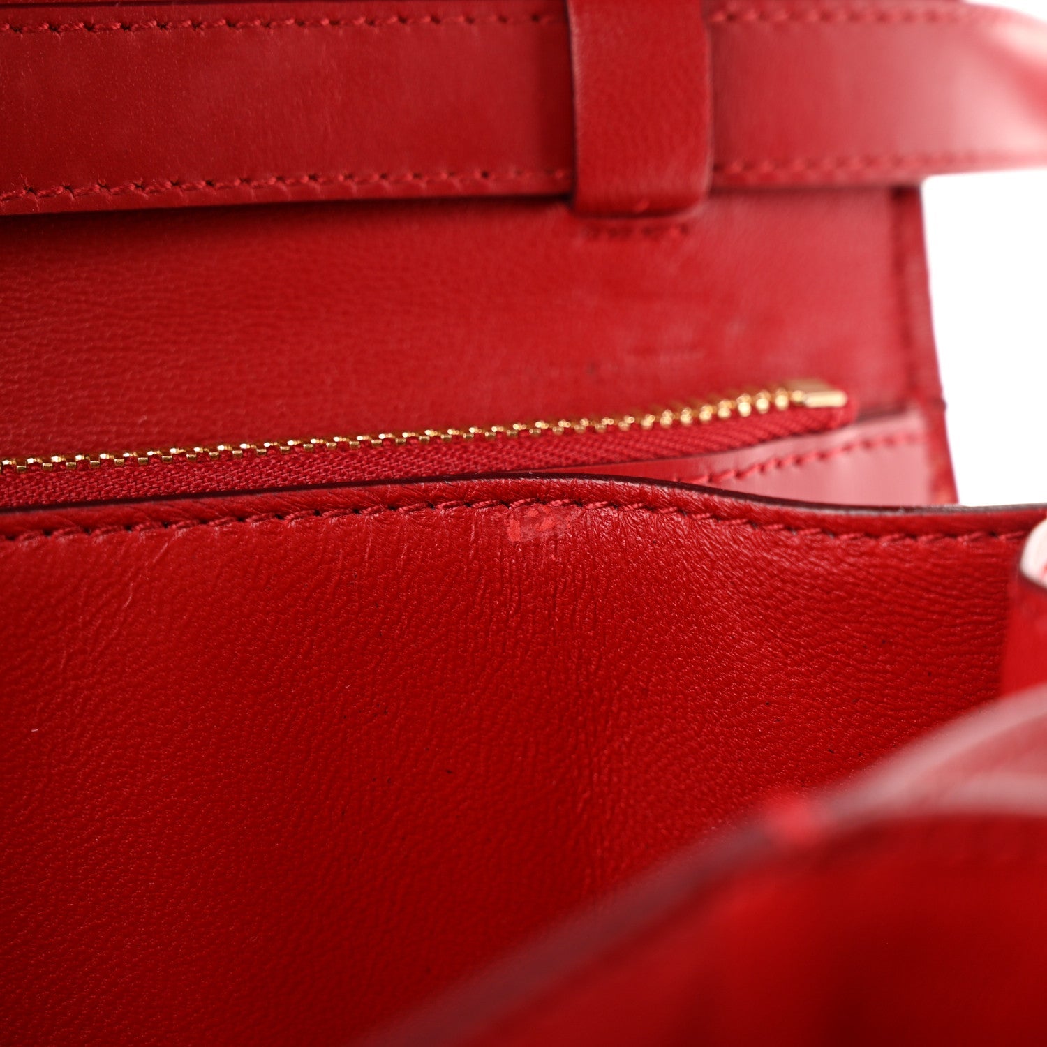 Box Calfskin Medium Classic Box Flap Bag Red