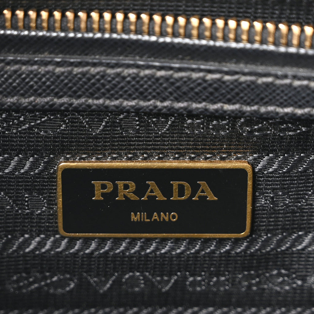 Saffiano Small Galleria Double Zip Tote Black
