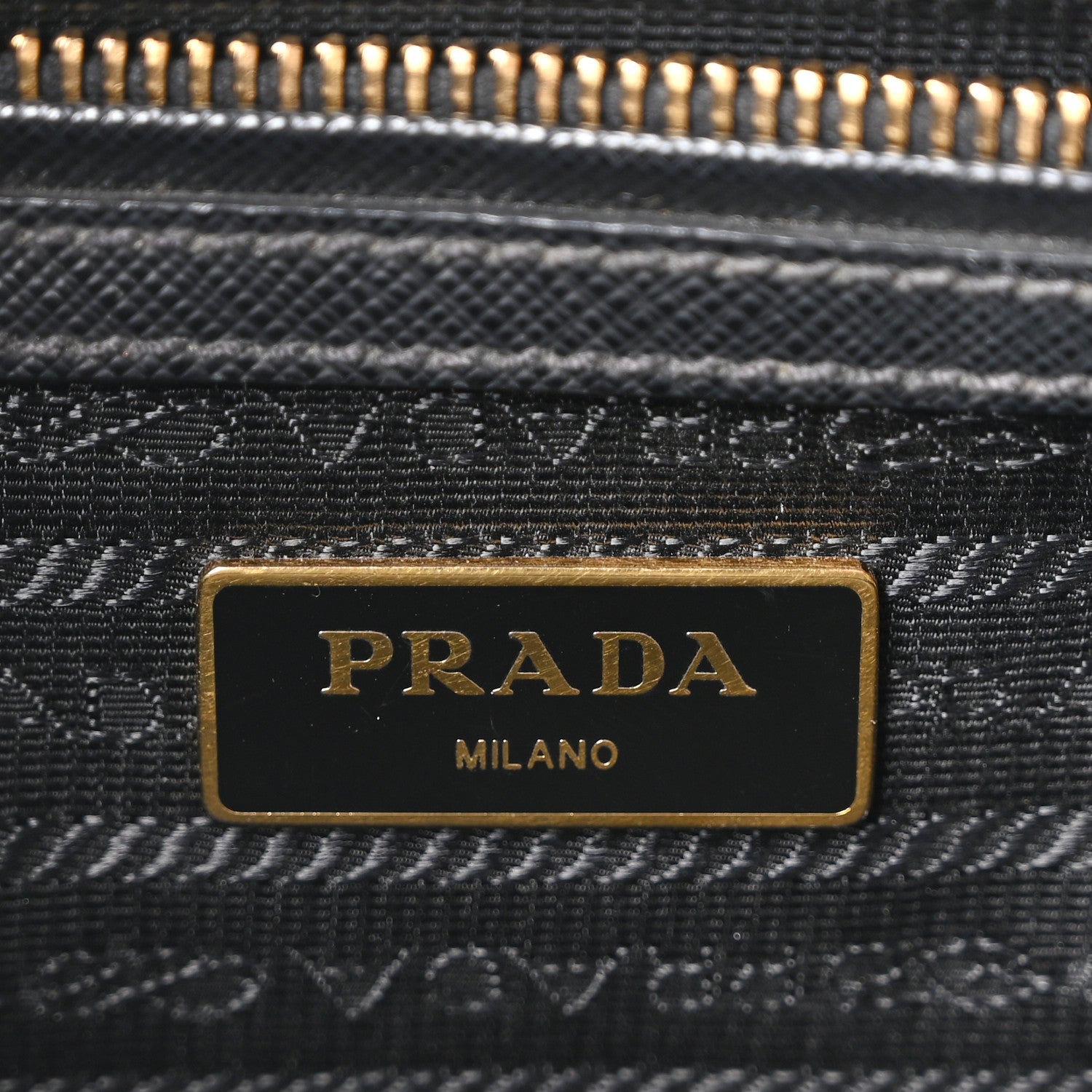 Saffiano Small Galleria Double Zip Tote Black