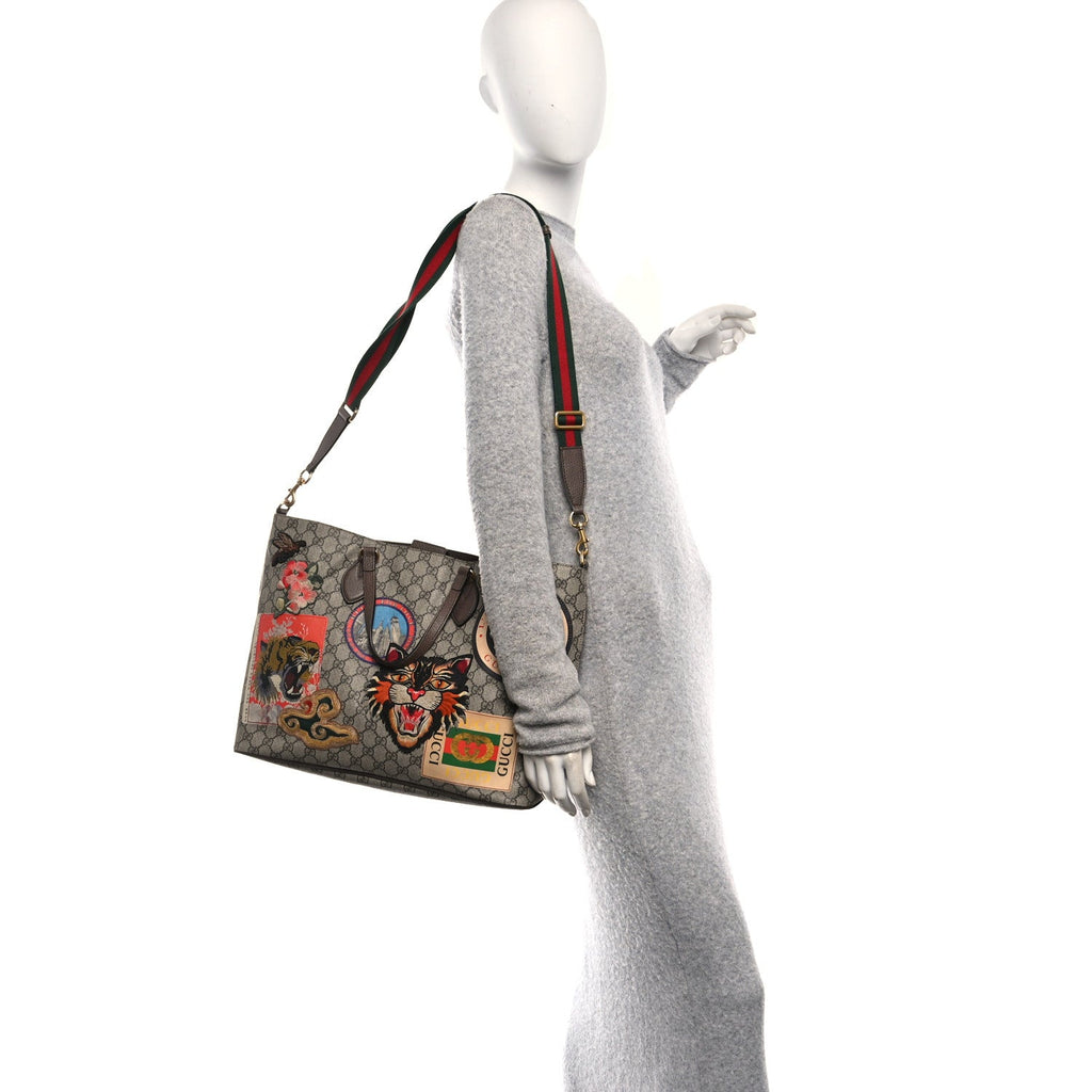 Soft GG Supreme Monogram Courrier Medium Crossbody Tote Beige New Acero