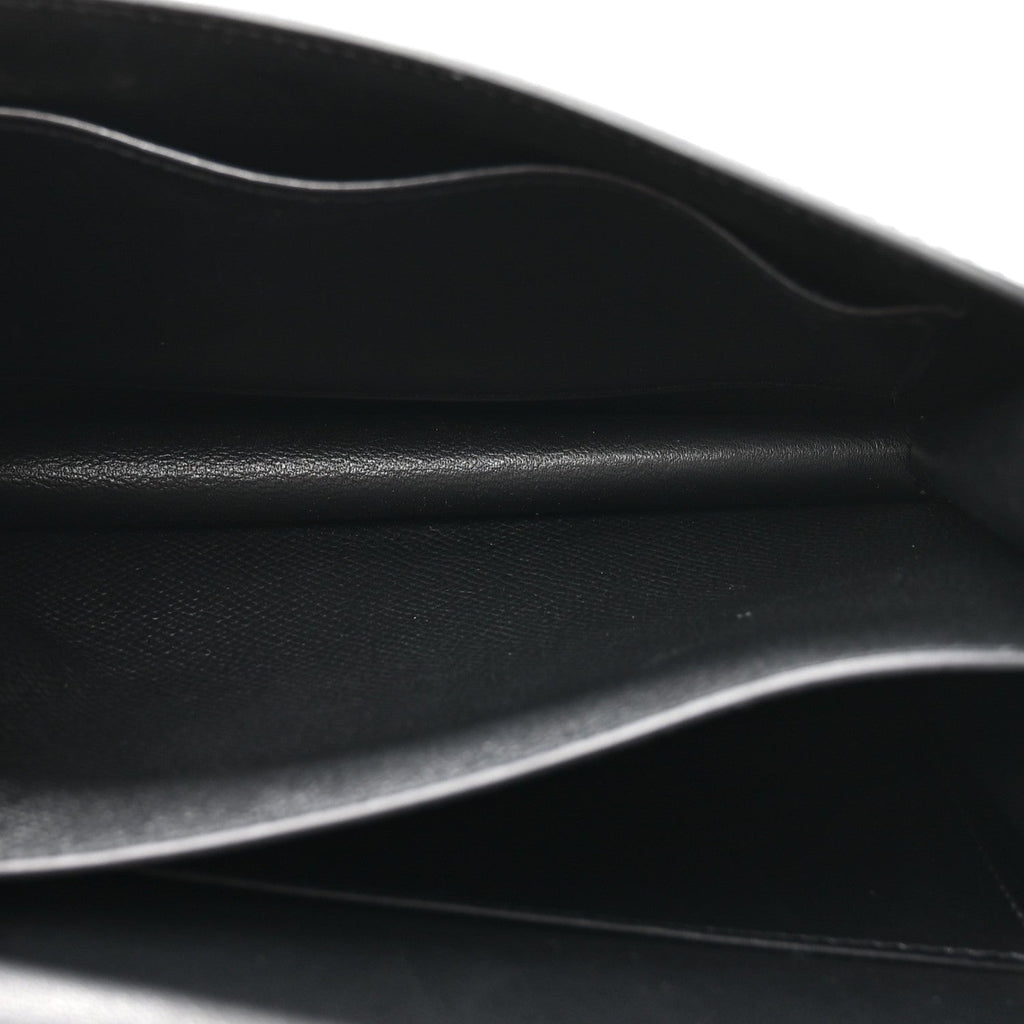 Epsom Constance 18 Black
