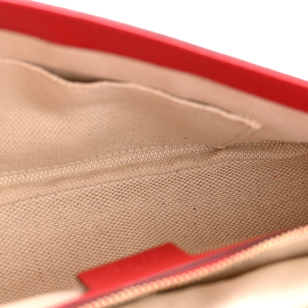 Pebbled Calfskin Medium Soho Flap Crossbody Tabasco Red