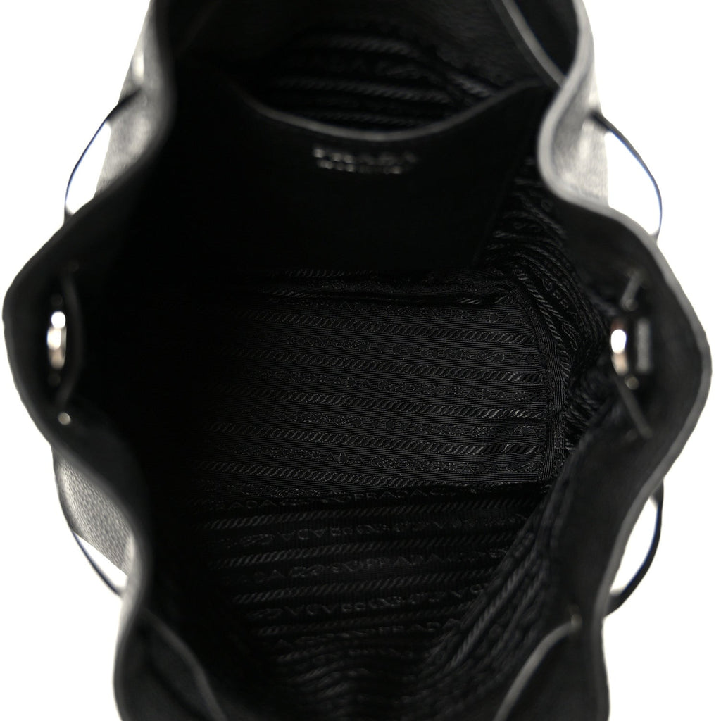 Vitello Daino Soft Drawstring Bucket Bag Black