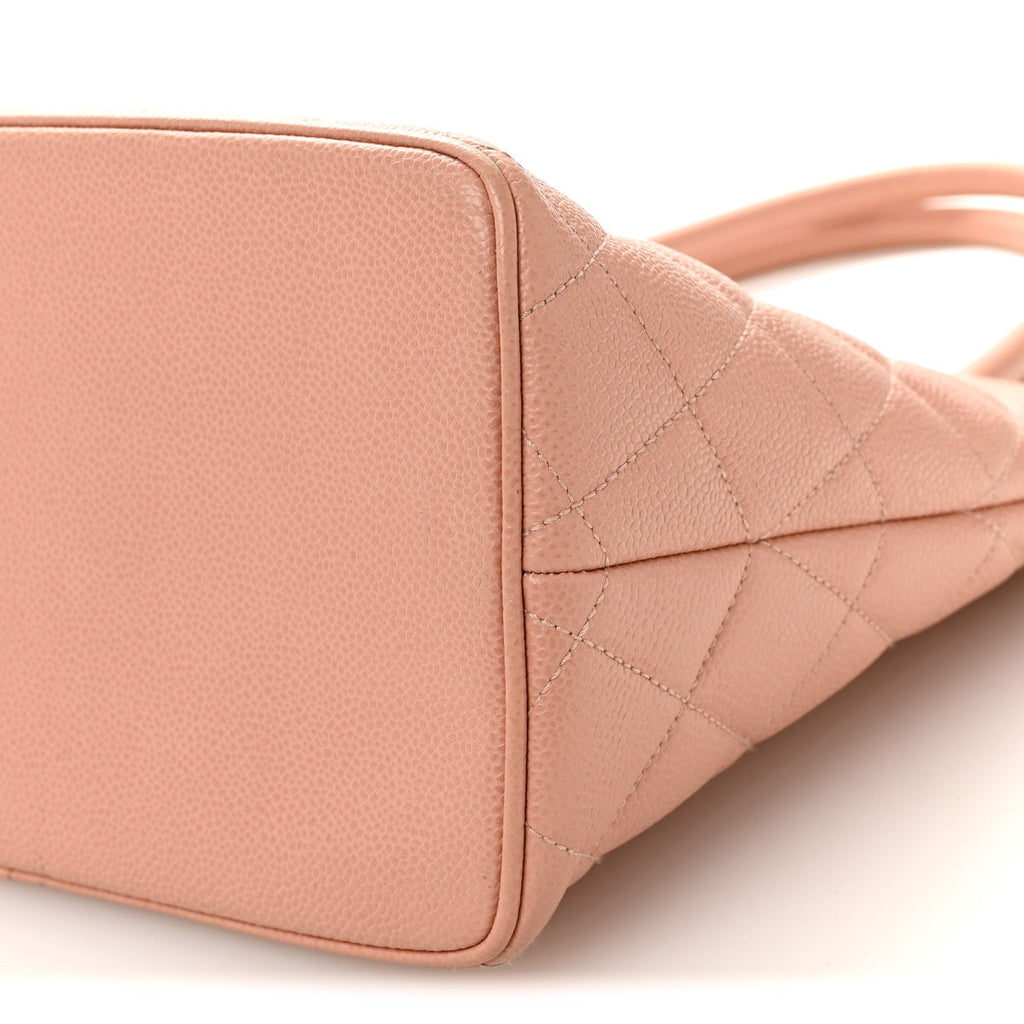 Caviar Quilted Medallion Tote Light Pink