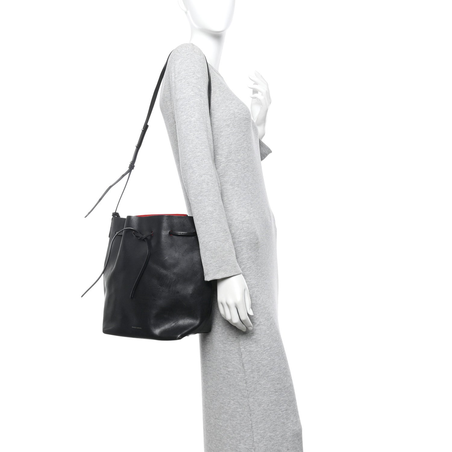 Vegetable Tanned Calfskin Bucket Bag Black Flamma