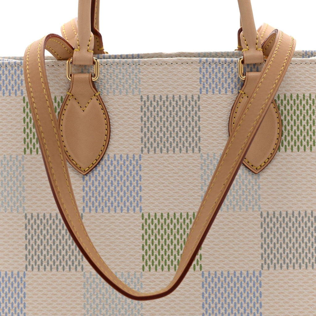 Damier Giant Onthego MM Pistachio