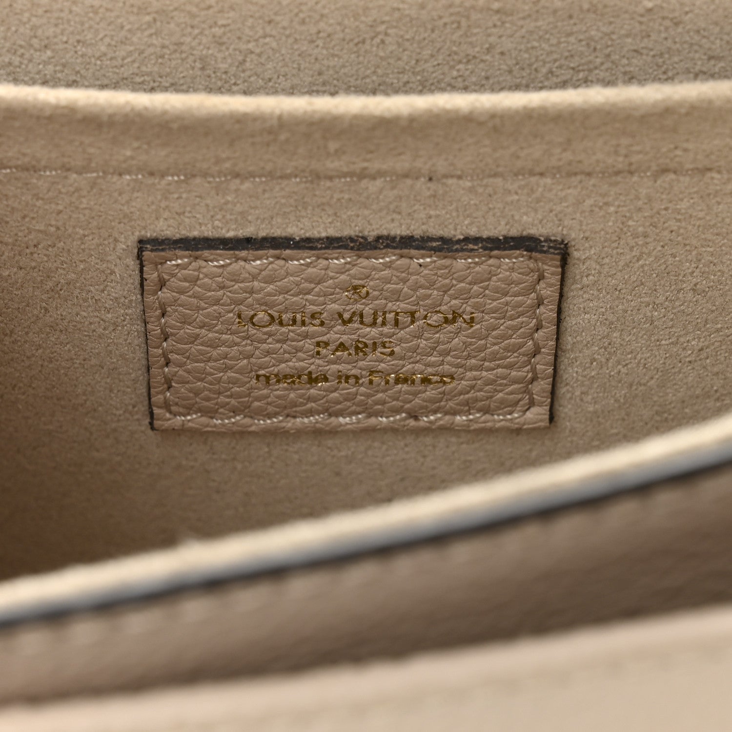 Grained Calfskin Lockme Tender Greige