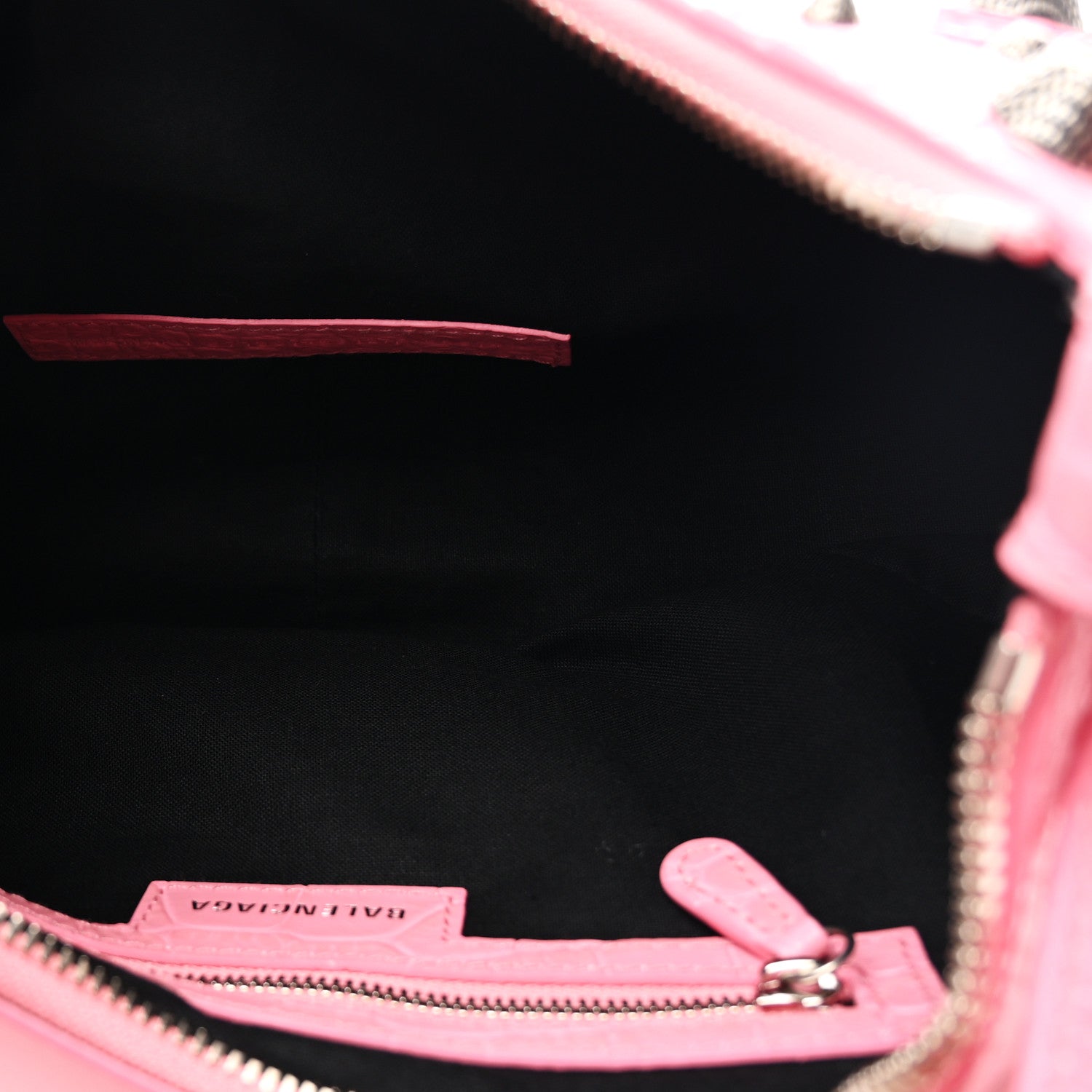 Extra Supple Calfskin Crocodile Embossed Small Le Cagole Shoulder Bag Sweet Pink