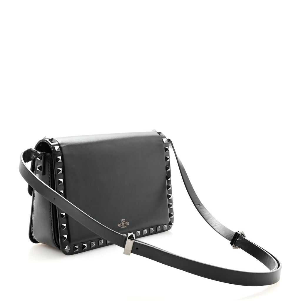 Smooth Calfskin Enamel Tonal Rockstud23 Shoulder Bag Black