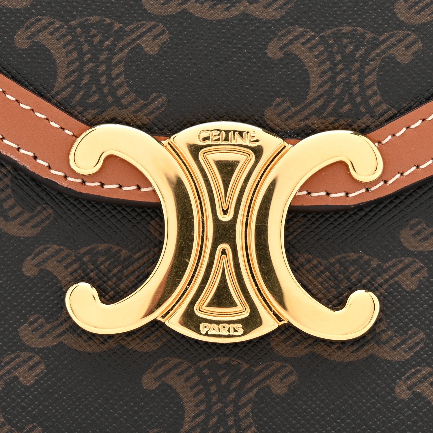 Triomphe Canvas Calfskin Margo Wallet on Chain Tan