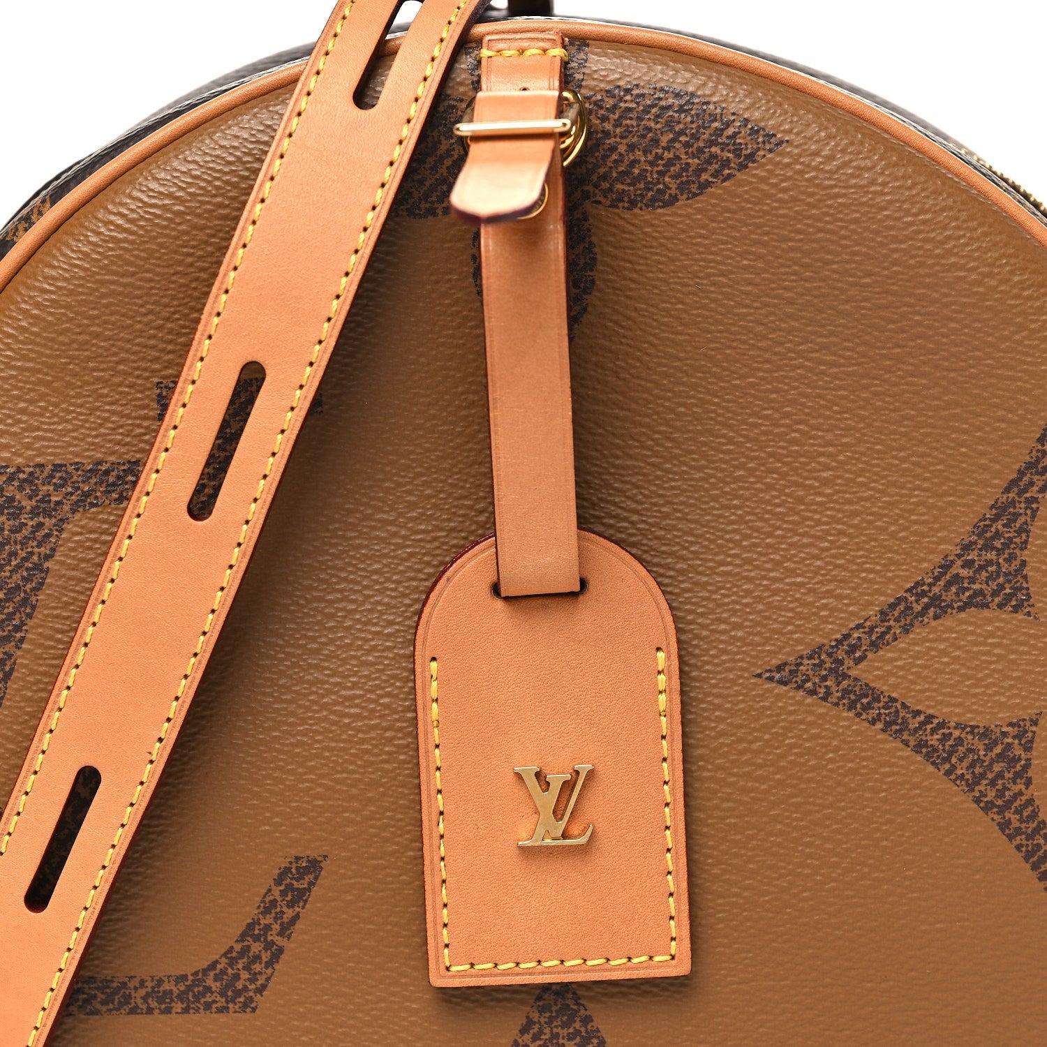 Reverse Monogram Giant Boite Chapeau Souple
