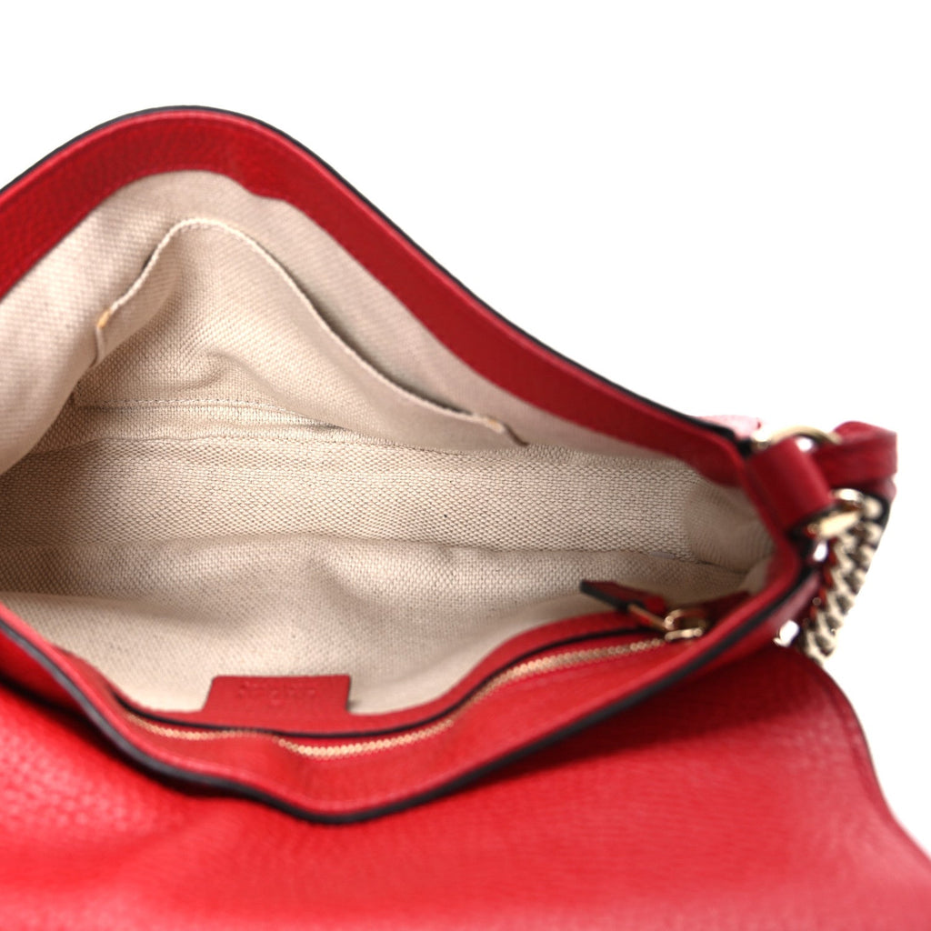 Pebbled Calfskin Medium Soho Flap Crossbody Vibrant Red