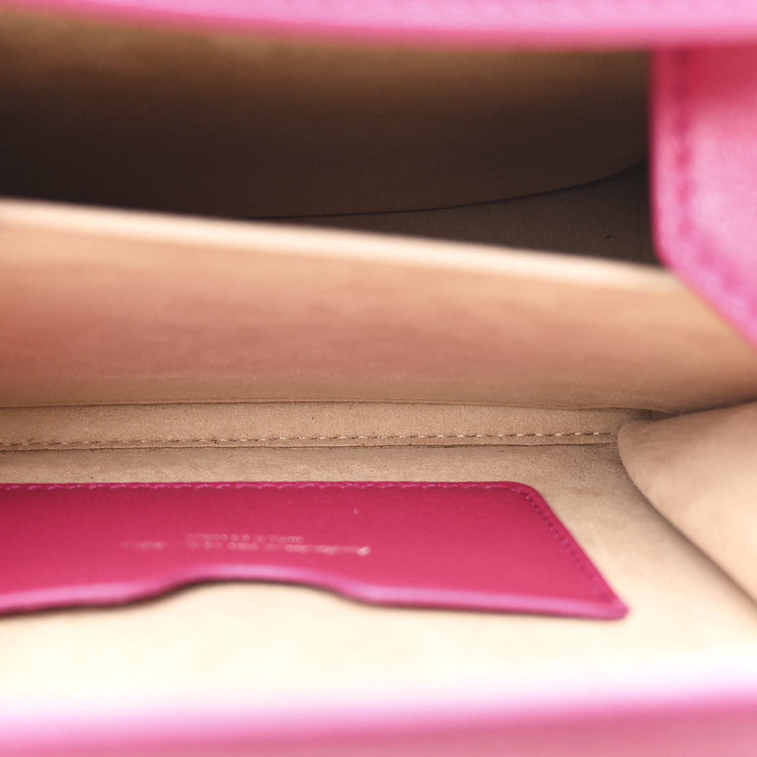 Silky Amish Grain Calfskin Box Shoulder Bag 19 Pink