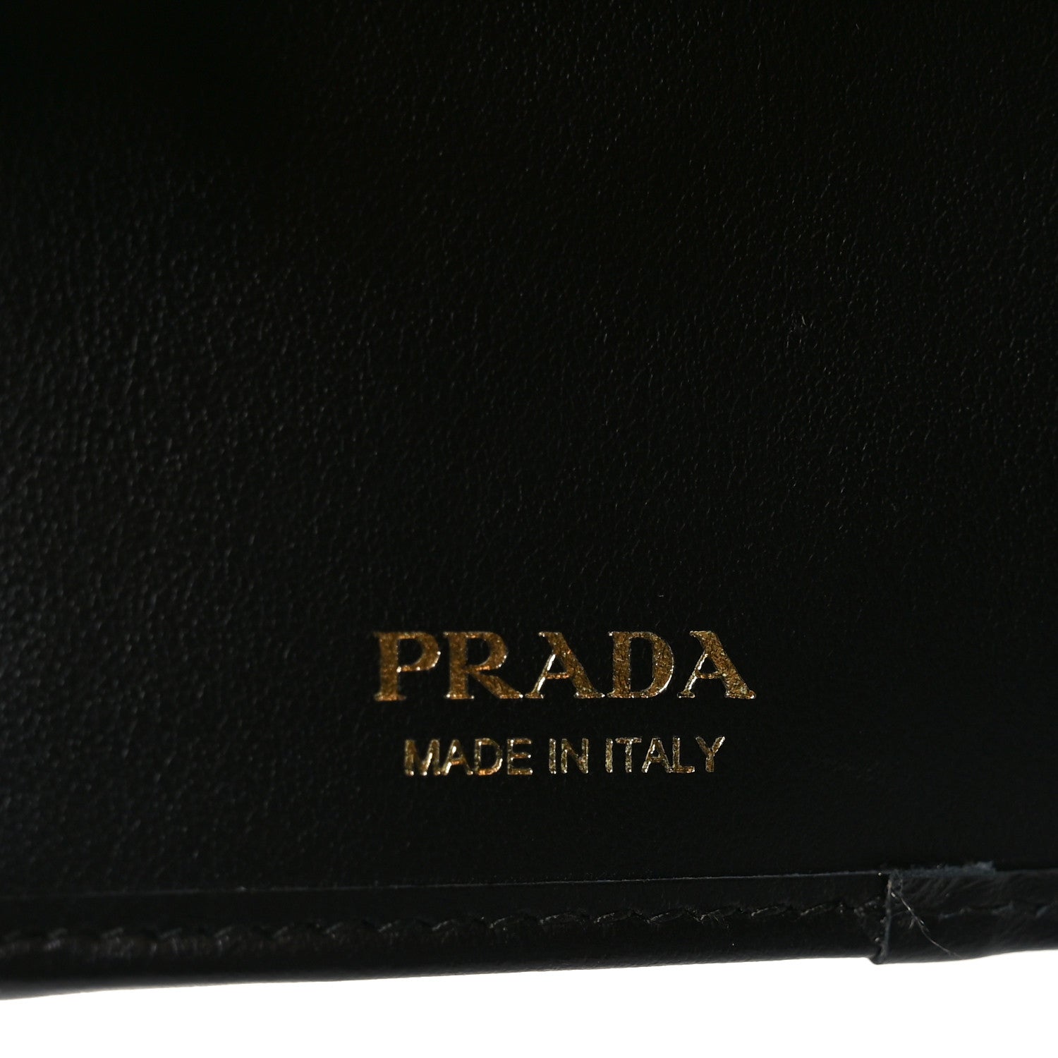 Metal Tri-Fold Compact Wallet Black
