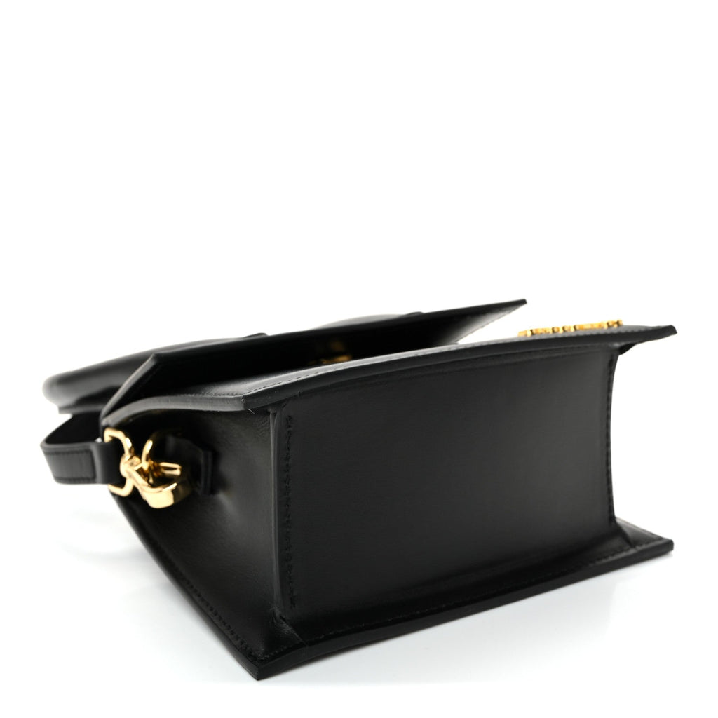 Smooth Calfskin Le Chiquito Moyen Black